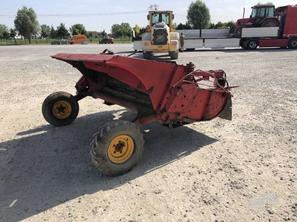 Taarup 306R - Szárzúzó/ Mulcsozó: 3 kép. Taarup 306R - Szárzúzó/ Mulcsozó: 3 kép.