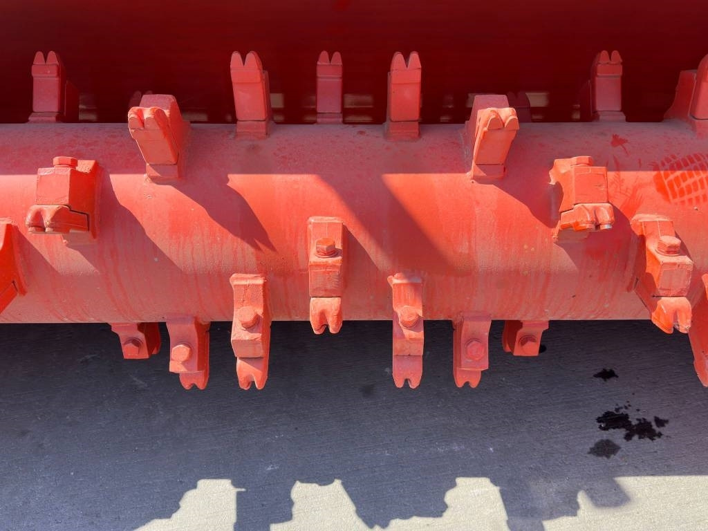 Topcat SSFM81 NEW FORESTRY MULCHER - Erdészeti mulcsozó: 5 kép. Topcat SSFM81 NEW FORESTRY MULCHER - Erdészeti mulcsozó: 5 kép.