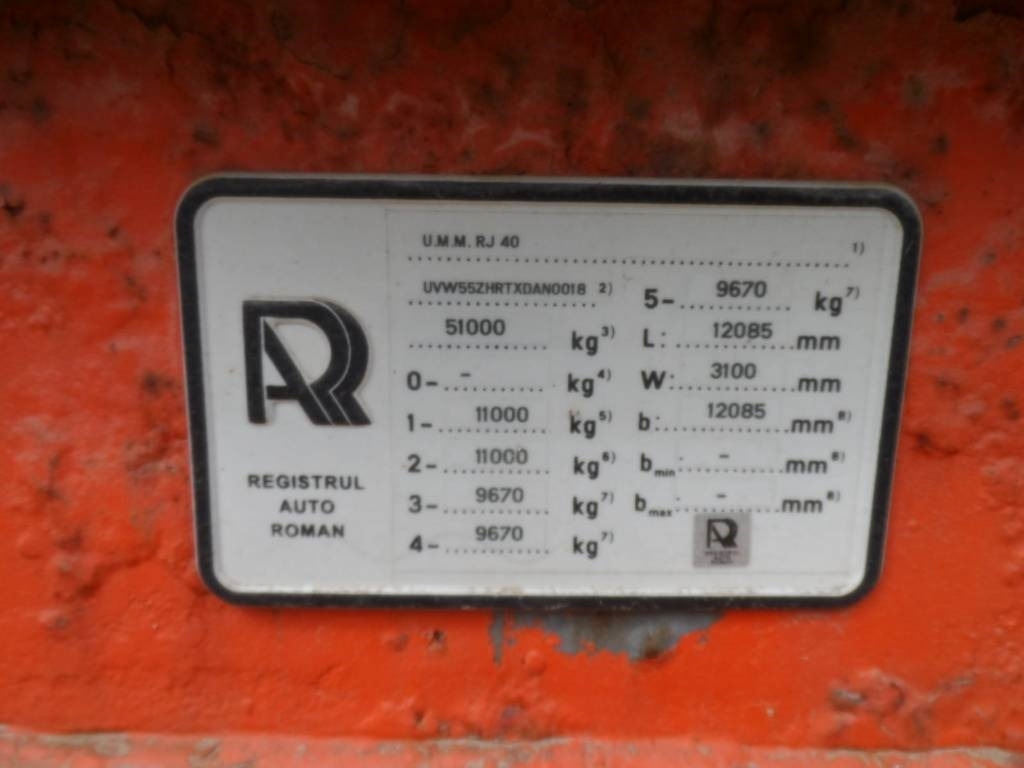 UMM RJ 40 - Félpótkocsi mélybölcsős: 3 kép. UMM RJ 40 - Félpótkocsi mélybölcsős: 3 kép.