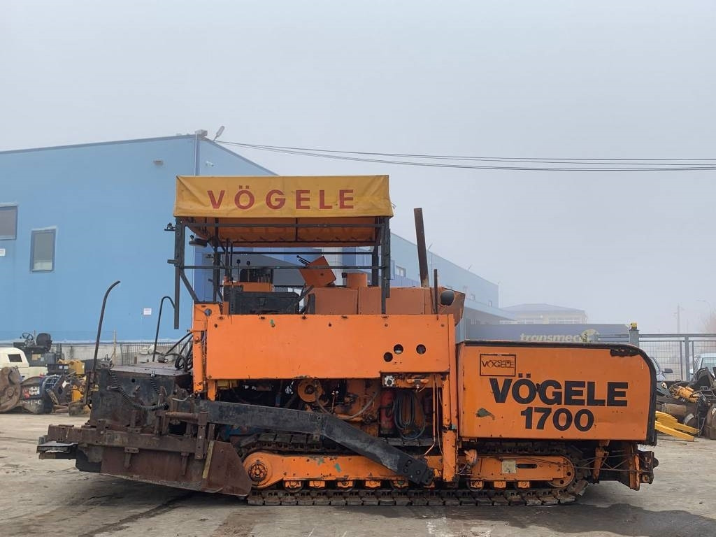 Vögele 1700 - Útburkológép: 2 kép. Vögele 1700 - Útburkológép: 2 kép.