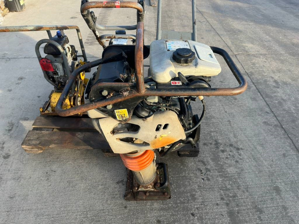 Wacker Neuson VP - Lapvibrátor: 2 kép. Wacker Neuson VP - Lapvibrátor: 2 kép.