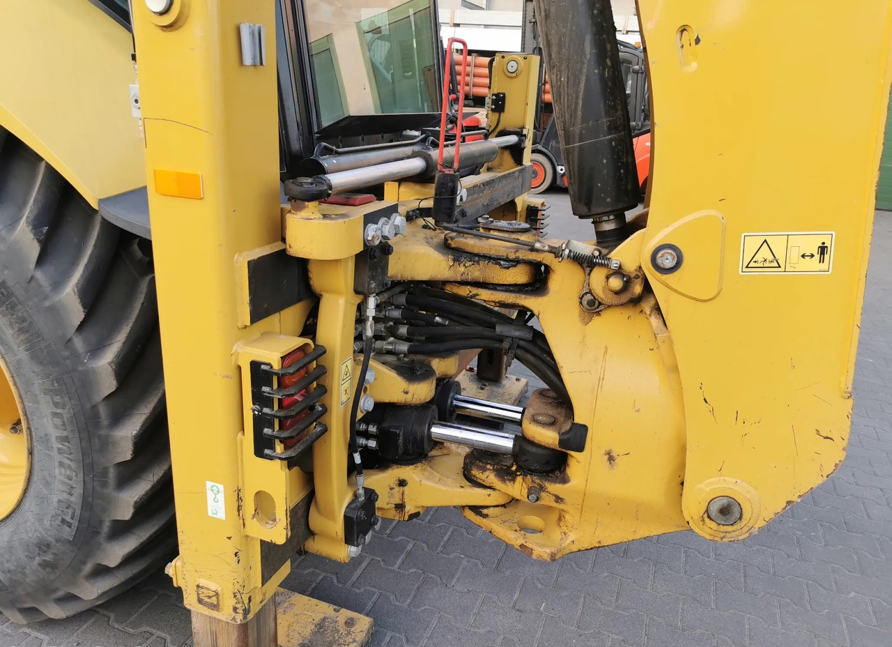 Caterpillar 432 - Kotrórakodó: 3 kép. Caterpillar 432 - Kotrórakodó: 3 kép.