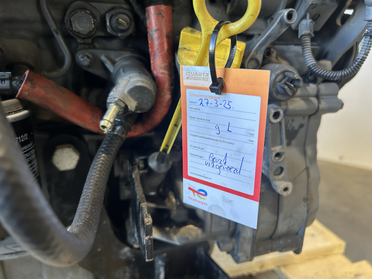 Motor - Építőipari gépek Deutz F4L 2011: 14 kép. Motor - Építőipari gépek Deutz F4L 2011: 14 kép.