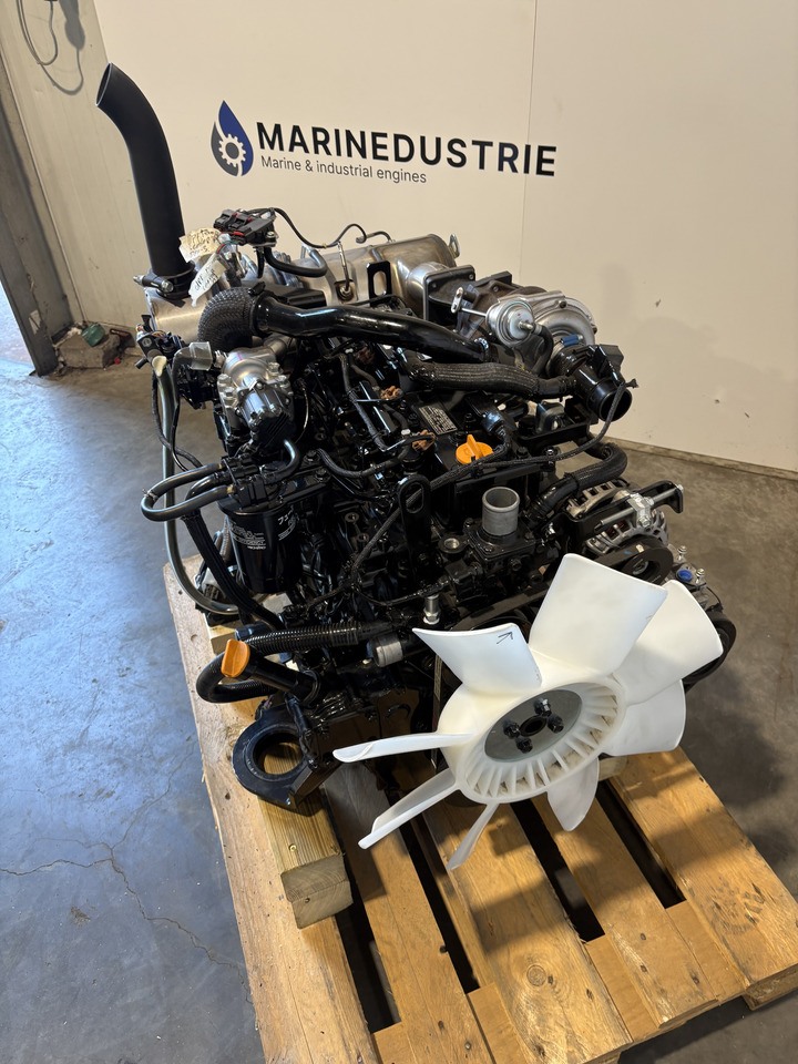 YANMAR 4TNV98CT - Motor - Építőipari gépek: 4 kép. YANMAR 4TNV98CT - Motor - Építőipari gépek: 4 kép.