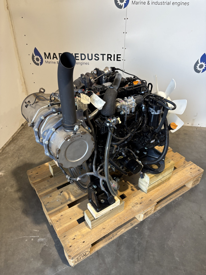 YANMAR 4TNV98CT - Motor - Építőipari gépek: 5 kép. YANMAR 4TNV98CT - Motor - Építőipari gépek: 5 kép.