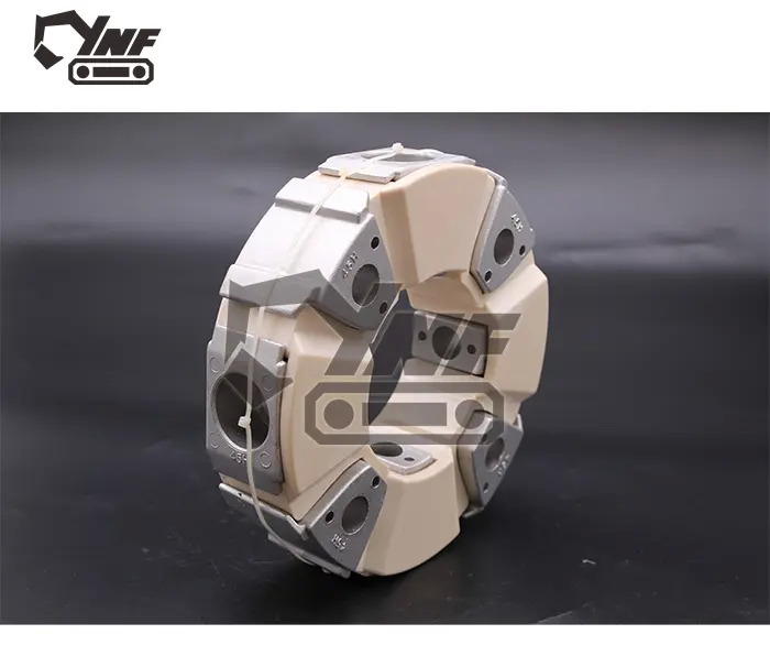 Excavator Spare Parts Hydraulic Pump Coupling PC40-5 for Komatsu Excavator - Kuplung és alkatrészek: 4 kép. Excavator Spare Parts Hydraulic Pump Coupling PC40-5 for Komatsu Excavator - Kuplung és alkatrészek: 4 kép.