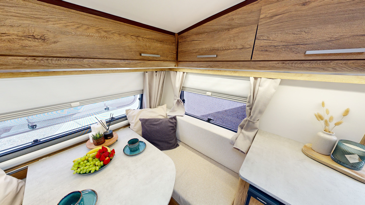 Új Lakókocsi Niewiadów NT-SPRINT sandwich caravan kemping: 18 kép.