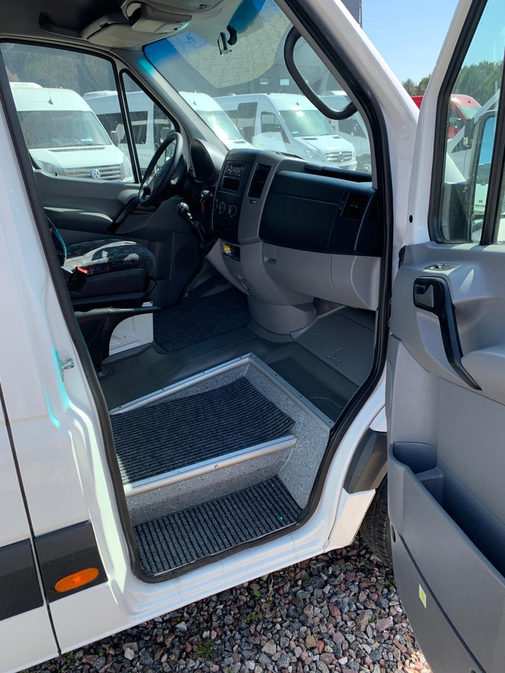 Távolsági busz Volkswagen Crafter- 24 Miejsca: 10 kép.