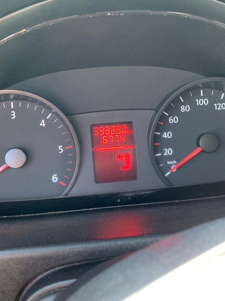 Távolsági busz Volkswagen Crafter- 24 Miejsca: 17 kép.