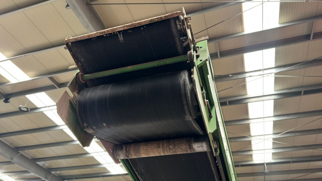 Breston Z22-100XW Ship loader - Futószalag: 5 kép. Breston Z22-100XW Ship loader - Futószalag: 5 kép.