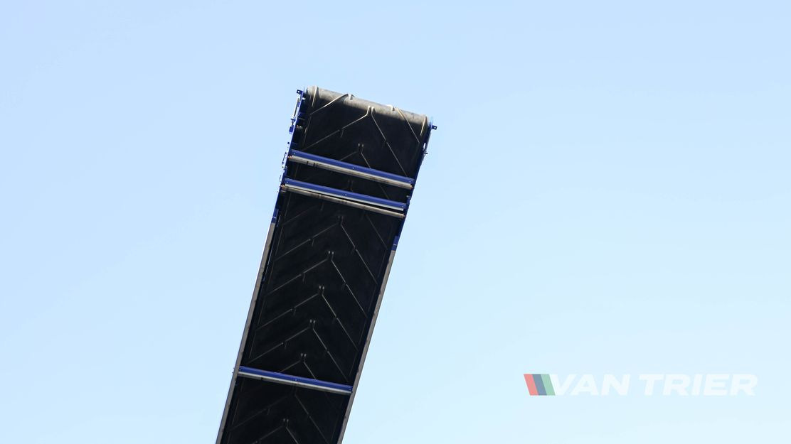 Breston Z22-100XW Ship loader - Futószalag: 3 kép. Breston Z22-100XW Ship loader - Futószalag: 3 kép.