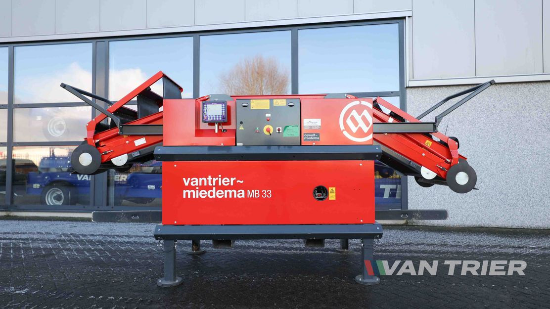 Miedema MB33 Box filler - Szállítószalag: 2 kép. Miedema MB33 Box filler - Szállítószalag: 2 kép.