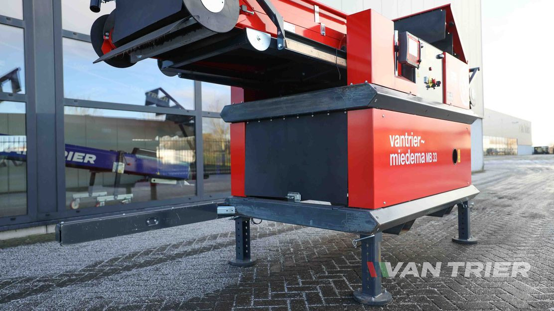 Miedema MB33 Box filler - Szállítószalag: 4 kép. Miedema MB33 Box filler - Szállítószalag: 4 kép.