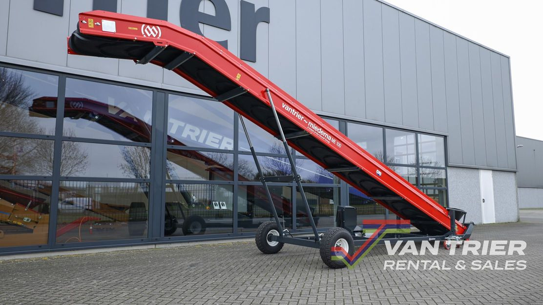 Miedema ME100 Conveyor belt - Futószalag: 2 kép. Miedema ME100 Conveyor belt - Futószalag: 2 kép.