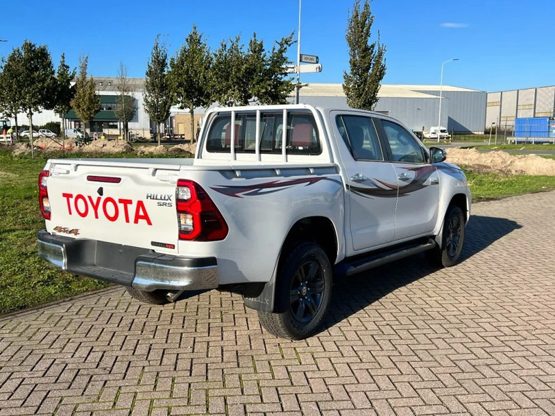 Toyota Hilux GLX SR5 4x4 - 2 UNITS IN STOCK - 2.4 D Double Cab - EURO 2 - NEW!! - Pickup, Duplakabinos kisteherautó: 5 kép. Toyota Hilux GLX SR5 4x4 - 2 UNITS IN STOCK - 2.4 D Double Cab - EURO 2 - NEW!! - Pickup, Duplakabinos kisteherautó: 5 kép.