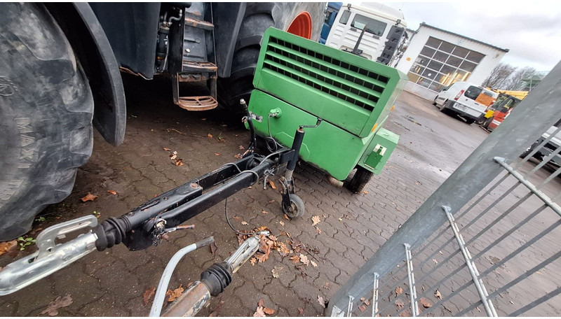 Bobcat Kompressor - Légkompresszor: 4 kép. Bobcat Kompressor - Légkompresszor: 4 kép.