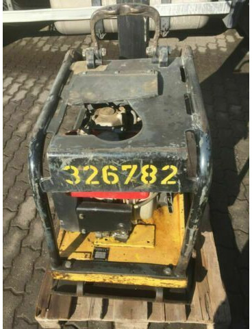 Bomag BPR 60/52D Rüttelplatte - Lapvibrátor: 3 kép. Bomag BPR 60/52D Rüttelplatte - Lapvibrátor: 3 kép.