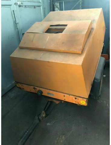 Bomag Luftkompressor - Légkompresszor: 2 kép. Bomag Luftkompressor - Légkompresszor: 2 kép.