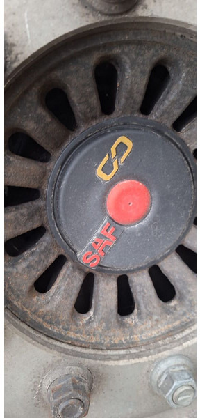 Carnehl CHKS AH - Félpótkocsi billenőplatós: 4 kép. Carnehl CHKS AH - Félpótkocsi billenőplatós: 4 kép.