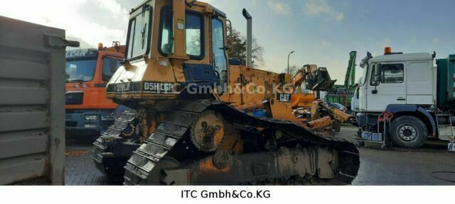 Caterpillar D5H LGP Raupe - Buldózer: 4 kép. Caterpillar D5H LGP Raupe - Buldózer: 4 kép.