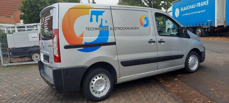 Fiat Scudo Klima 2xSchiebetür - Kis furgon: 2 kép. Fiat Scudo Klima 2xSchiebetür - Kis furgon: 2 kép.