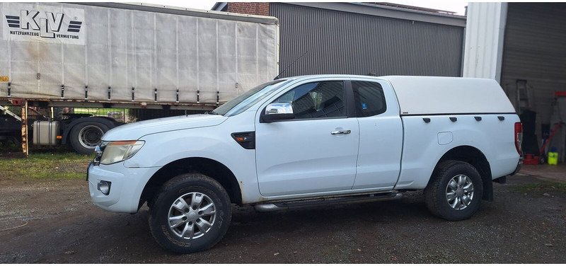 Ford Ranger - Autó: 2 kép. Ford Ranger - Autó: 2 kép.