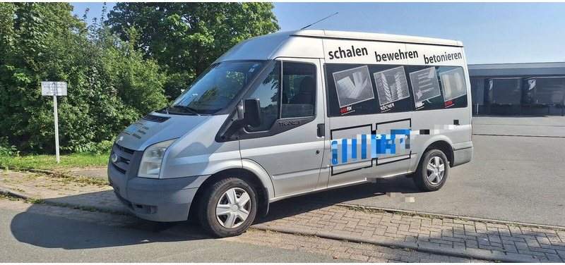 Ford Transit Tourneo - Minibusz, Kisbusz: 3 kép. Ford Transit Tourneo - Minibusz, Kisbusz: 3 kép.