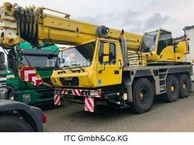 Grove GMK3055 6x6 55To.43Meter - Terepjáró autódaru: 1 kép. Grove GMK3055 6x6 55To.43Meter - Terepjáró autódaru: 1 kép.