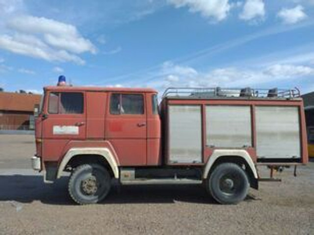 Iveco F 170 Feuerwehrauto - Tűzoltóautó: 1 kép. Iveco F 170 Feuerwehrauto - Tűzoltóautó: 1 kép.