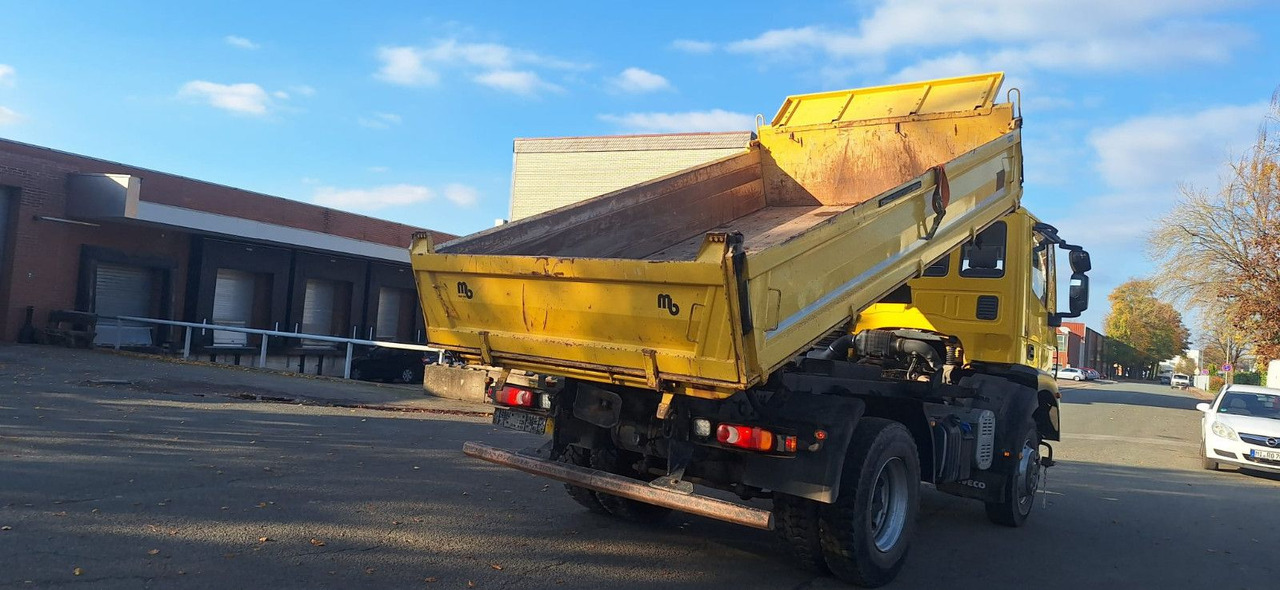Iveco ML150E25 4x4 Kipper AHK org.93tkm 1-Hand - Billenőplatós teherautó: 5 kép. Iveco ML150E25 4x4 Kipper AHK org.93tkm 1-Hand - Billenőplatós teherautó: 5 kép.