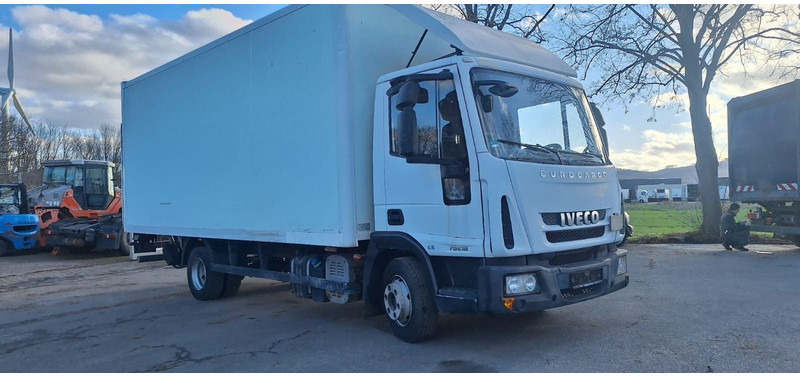 Iveco ML80E18 Koffer LBW - Dobozos felépítményű teherautó: 2 kép. Iveco ML80E18 Koffer LBW - Dobozos felépítményű teherautó: 2 kép.