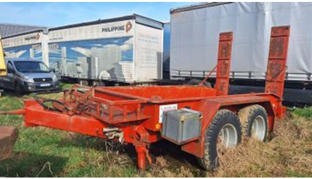 Langendorf 2-Achser Tieflader mit Rampen - Pótkocsi mélybölcsős: 4 kép. Langendorf 2-Achser Tieflader mit Rampen - Pótkocsi mélybölcsős: 4 kép.