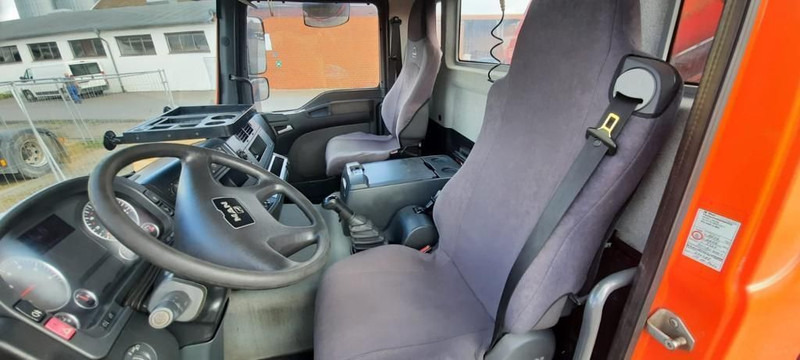 Platós teherautó, Darus autó MAN TG-M18.280PS Hiab 111B-2 mit Funk: 12 kép.