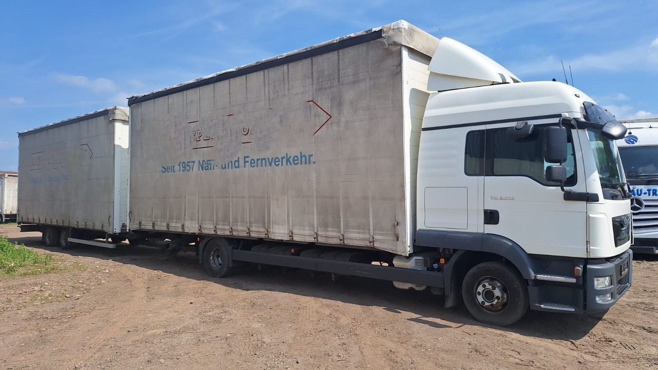 MAN TGL 8.250 Jumbo mit Anh. - Ponyvás kisteherautó: 2 kép. MAN TGL 8.250 Jumbo mit Anh. - Ponyvás kisteherautó: 2 kép.