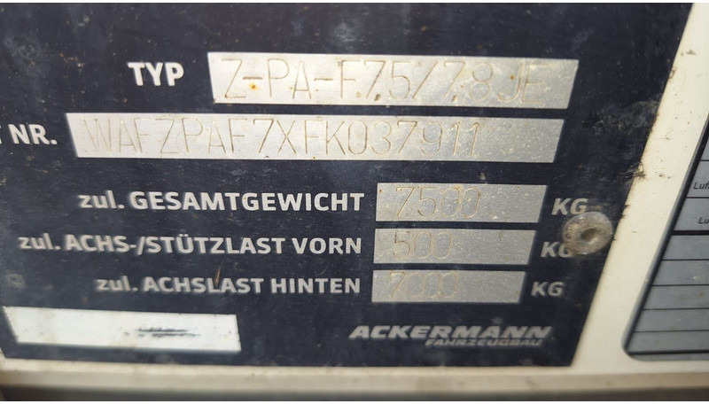 Ponyvás teherautó MAN TGL 8.250 Jumbo mit Anh: 11 kép.