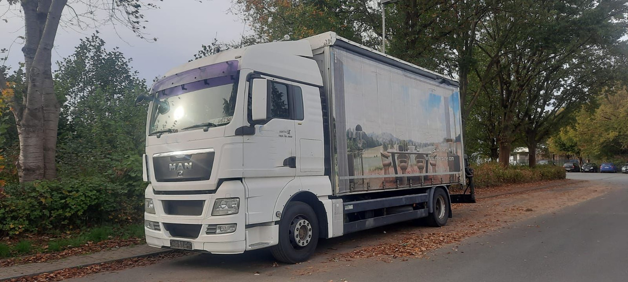 MAN TGX 18.360PS 4x2 G.Haus Kran+Funk - Platós teherautó, Darus autó: 1 kép. MAN TGX 18.360PS 4x2 G.Haus Kran+Funk - Platós teherautó, Darus autó: 1 kép.