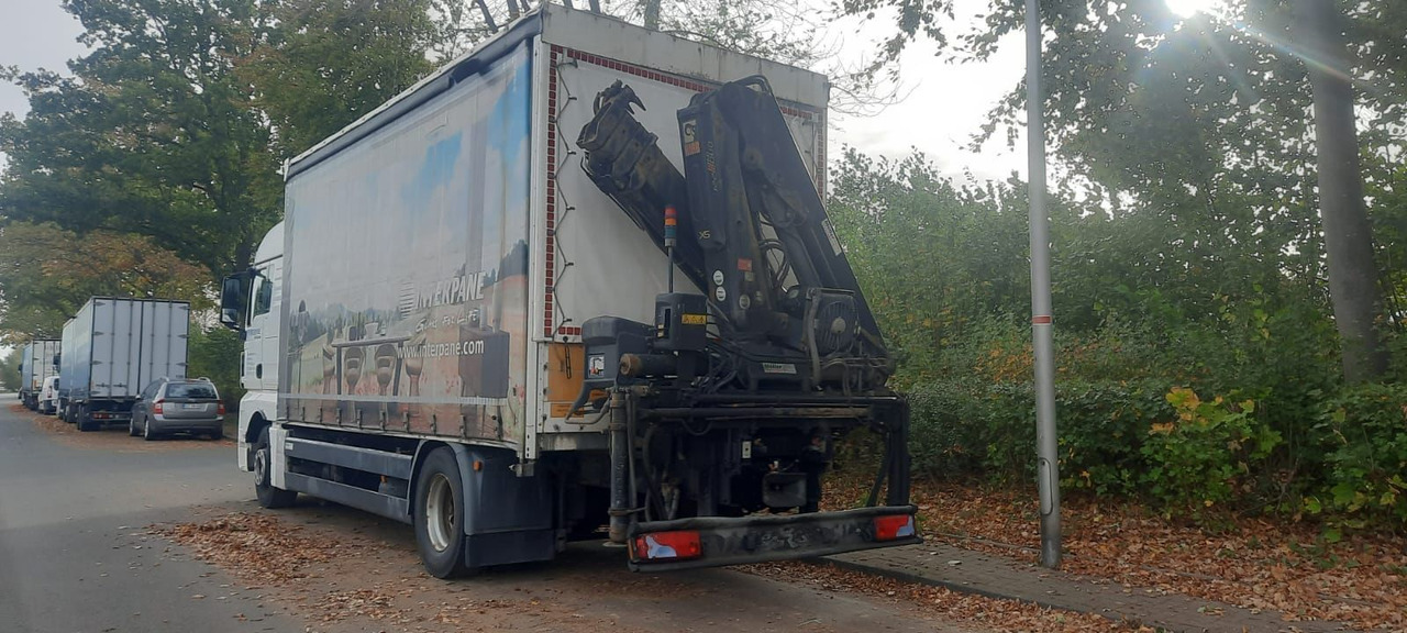 MAN TGX 18.360PS 4x2 G.Haus Kran+Funk - Platós teherautó, Darus autó: 3 kép. MAN TGX 18.360PS 4x2 G.Haus Kran+Funk - Platós teherautó, Darus autó: 3 kép.