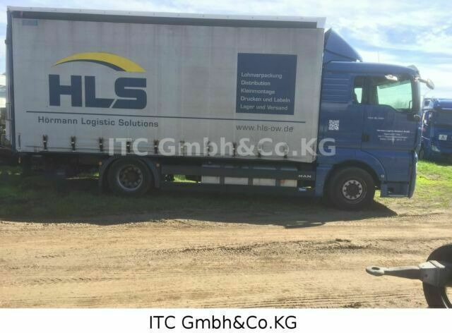 MAN TGX18.400 Pritsche Plane - Ponyvás teherautó: 4 kép. MAN TGX18.400 Pritsche Plane - Ponyvás teherautó: 4 kép.