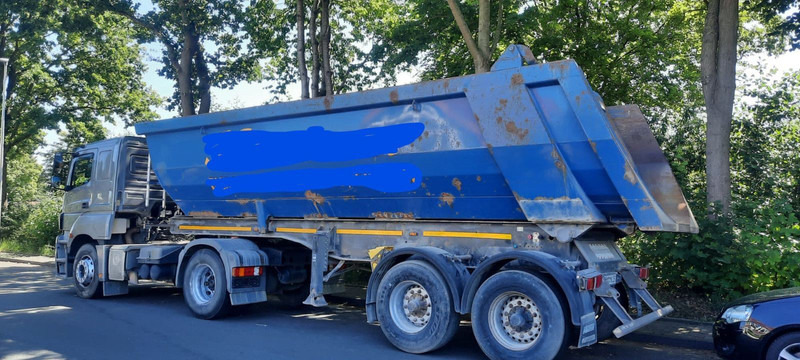 Meiller Kippmulde 24 Kubik - Félpótkocsi billenőplatós: 2 kép. Meiller Kippmulde 24 Kubik - Félpótkocsi billenőplatós: 2 kép.