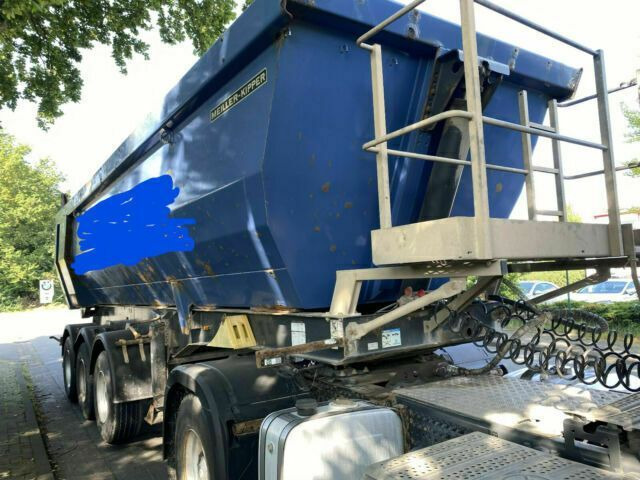 Meiller MHPS41/3 26 Kubik - Félpótkocsi billenőplatós: 1 kép. Meiller MHPS41/3 26 Kubik - Félpótkocsi billenőplatós: 1 kép.