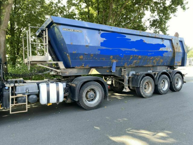 Meiller MHPS41/3 26 Kubik - Félpótkocsi billenőplatós: 2 kép. Meiller MHPS41/3 26 Kubik - Félpótkocsi billenőplatós: 2 kép.
