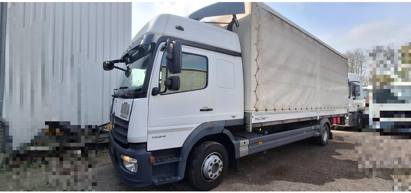Mercedes-Benz 1224 Atego 3 G.Haus/Hochdach LBW AHK - Ponyvás teherautó: 4 kép. Mercedes-Benz 1224 Atego 3 G.Haus/Hochdach LBW AHK - Ponyvás teherautó: 4 kép.