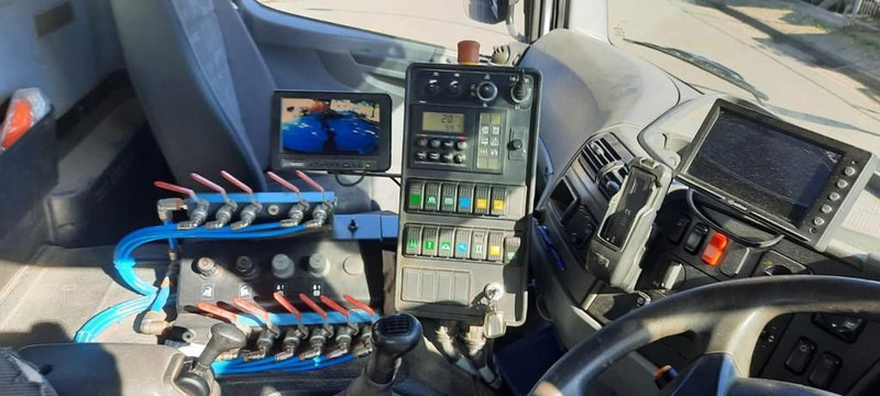 Utcaseprő gép Mercedes-Benz 1824 Axor: 10 kép.