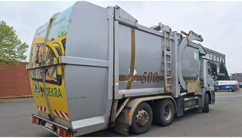 Mercedes-Benz 2532 Actros Überkopflader - Szemetesautó: 5 kép. Mercedes-Benz 2532 Actros Überkopflader - Szemetesautó: 5 kép.