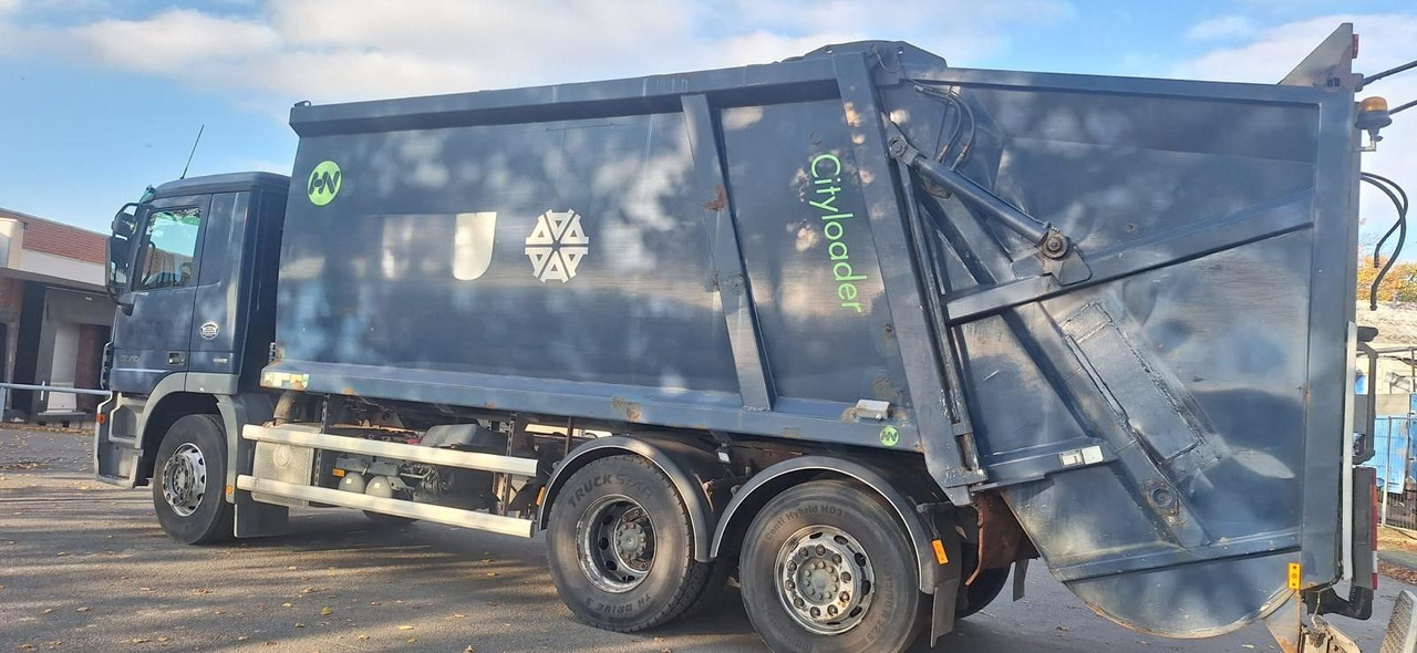 Mercedes-Benz 2632 Müllwgen 6x2 M.Haus E5 Blatt/Luft - Szemetesautó: 4 kép. Mercedes-Benz 2632 Müllwgen 6x2 M.Haus E5 Blatt/Luft - Szemetesautó: 4 kép.