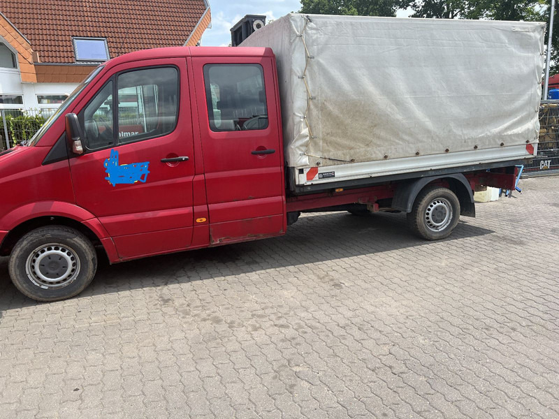 Mercedes-Benz 319 Doka - Ponyvás kisteherautó, Duplakabinos kisteherautó: 4 kép. Mercedes-Benz 319 Doka - Ponyvás kisteherautó, Duplakabinos kisteherautó: 4 kép.