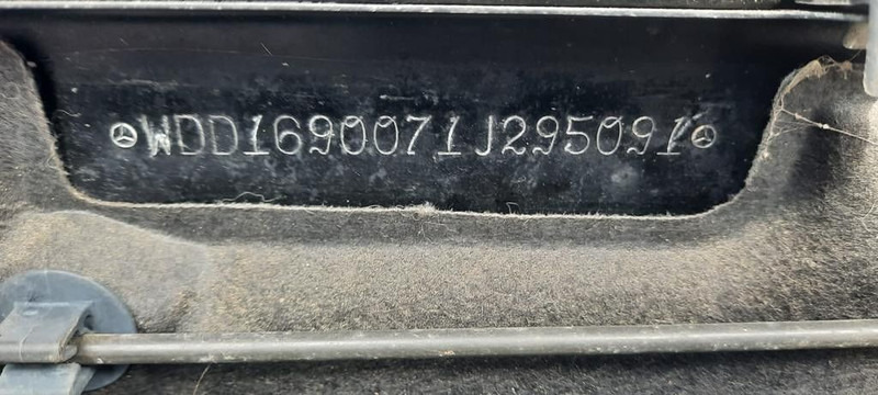 Mercedes-Benz A-Klasse 180 CDI AVANTGARDE - Autó: 5 kép. Mercedes-Benz A-Klasse 180 CDI AVANTGARDE - Autó: 5 kép.