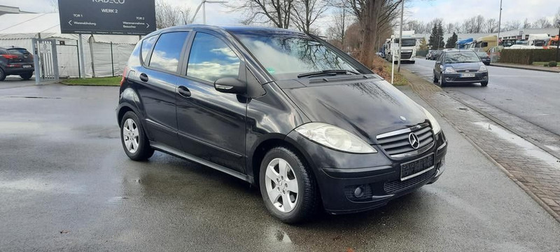 Mercedes-Benz A-Klasse 180 CDI AVANTGARDE - Autó: 2 kép. Mercedes-Benz A-Klasse 180 CDI AVANTGARDE - Autó: 2 kép.