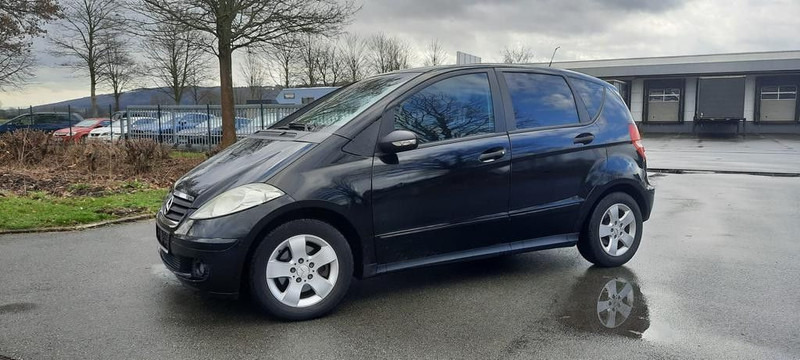 Mercedes-Benz A-Klasse 180 CDI AVANTGARDE - Autó: 1 kép. Mercedes-Benz A-Klasse 180 CDI AVANTGARDE - Autó: 1 kép.