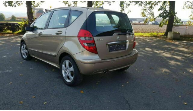 Mercedes-Benz A-Klasse 200 CDI - Autó: 3 kép. Mercedes-Benz A-Klasse 200 CDI - Autó: 3 kép.